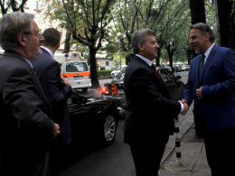 Посета на претседателот на Р Македонија Ѓорге Иванов на КИЦ на Р Македонија во Софија (снимка)