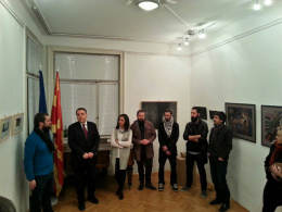 Изложба на осуммина македонски уметници от Р. Македония (снимка)