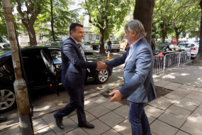 Работна посета на премиерот г-дин Зоран Заев во КИЦ на РСМ во Софија (фотографија)
