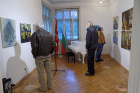 Изложба „Метафизични картини“ в Културно-информационния център на Република Северна Македония в София (фотография)