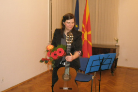 Концерт на класическа китара на Македонка Ичева (снимка)