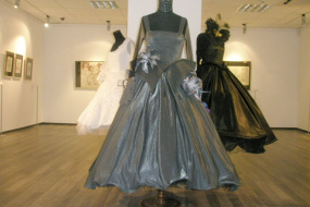 Н.У.Музеи на съвременото изкуство, проект: Изложба на Лира Грабул- костюмография (фотография)
