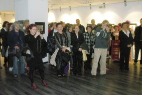 Н.У. Музеј на современа уметност, проект: Изложба на Лира Грабул - костимографија (фотографија)