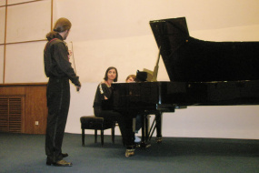 Момчило Куфојанакис-виолина и Весна Ангеловска-пијано, проект: Концерт (фотографија)