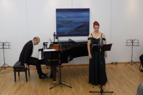 Концерт на Александра Коцевска - мецосопран и Глигор Гелебешев - пијано (фотографија)
